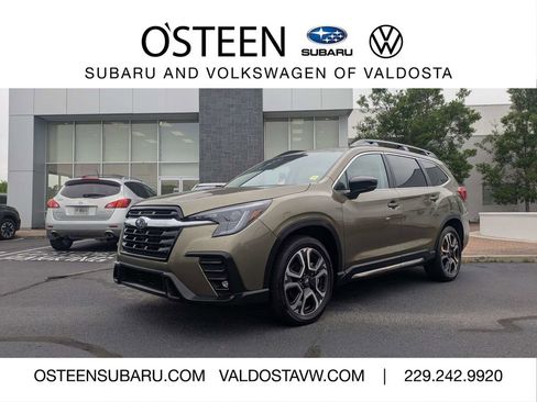 Certified 2025 Subaru Ascent Limited AWD/4WD image 1
