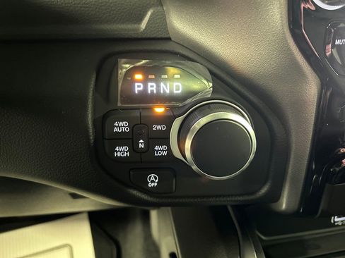 New 2026 RAM 1500 4x4 Crew Cab image 17