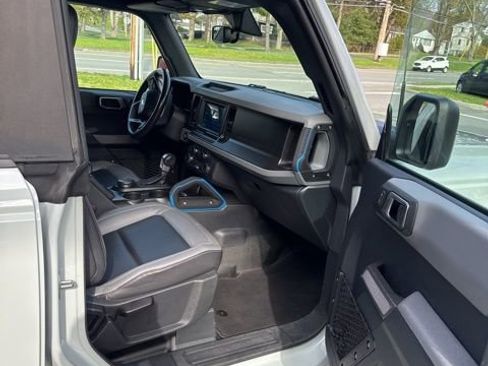 Certified 2022 Ford Bronco Black Diamond AWD/4WD image 18