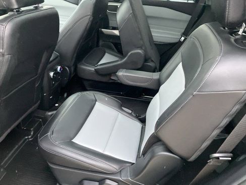 Used 2023 Ford Explorer XLT w/ Equipment Group 202A image 22