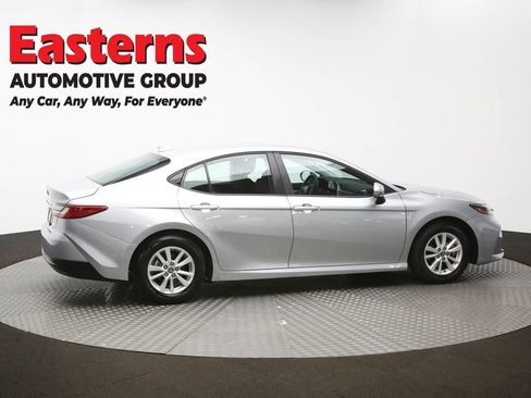 Used 2025 Toyota Camry LE image 44