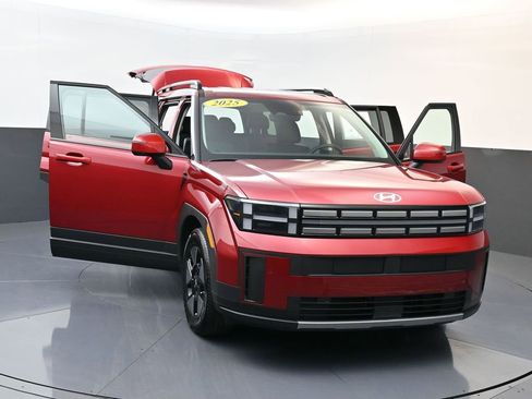 Certified 2025 Hyundai Santa Fe SEL image 31