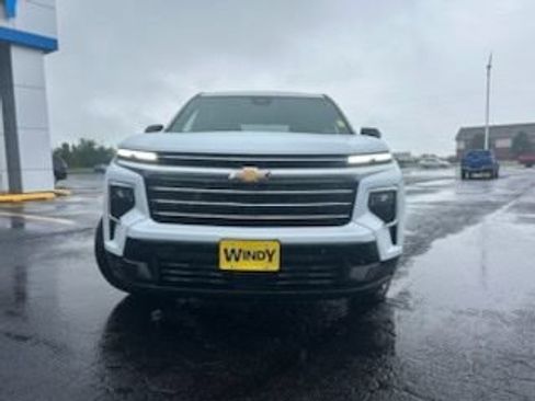 New 2026 Chevrolet Traverse High Country FWD image 5