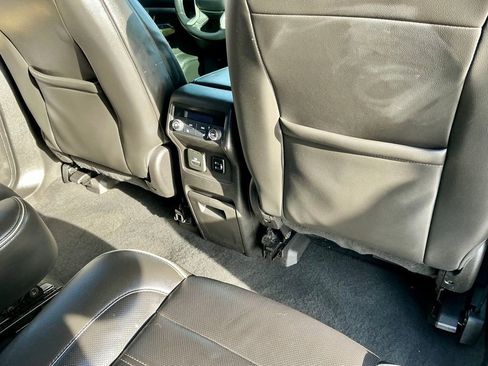 Used 2018 GMC Acadia Denali w/ LPO, Cargo Package image 26