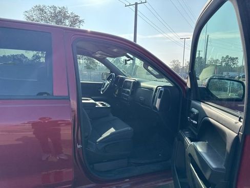 Used 2018 Chevrolet Silverado 1500 LT w/ Texas Edition image 9