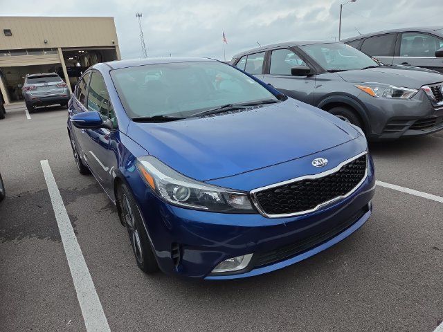 Used 2017 Kia Forte EX FWD image 2