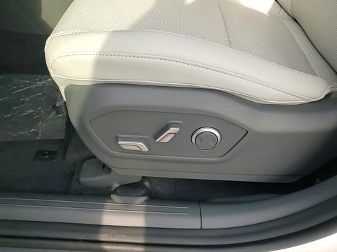 New 2026 Hyundai Santa Fe SEL image 15