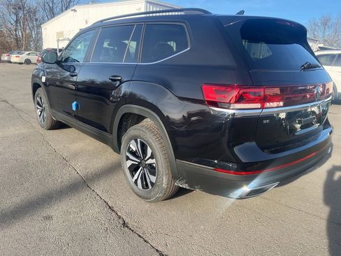 New 2026 Volkswagen Atlas SE image 12