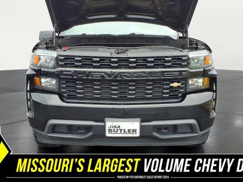 Used 2020 Chevrolet Silverado 1500 Custom w/ Custom Value Package image 24