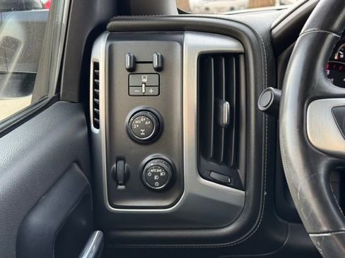 Used 2015 GMC Sierra 1500 SLE image 31