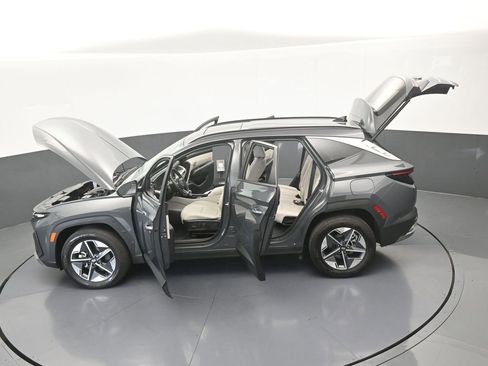 Used 2025 Hyundai Tucson SEL AWD/4WD image 69
