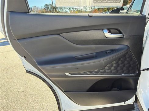 Used 2019 Hyundai Santa Fe FWD image 22