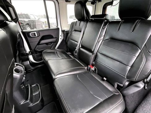 Used 2021 Jeep Wrangler Unlimited Sahara w/ Cold Weather Group image 26