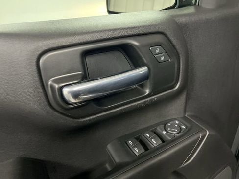 Certified 2021 Chevrolet Silverado 1500 Custom image 22