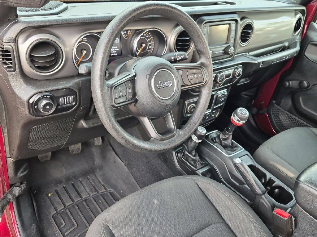 Used 2021 Jeep Wrangler Sport AWD/4WD image 10