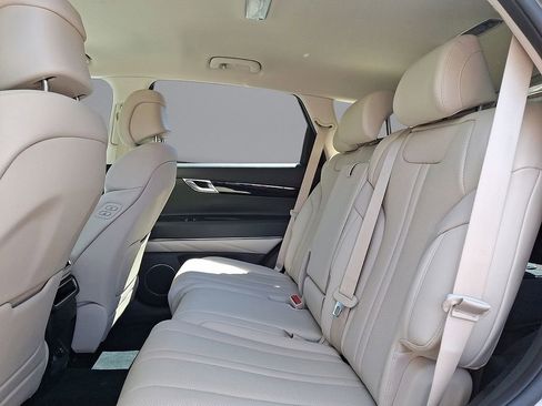 Used 2025 Genesis GV80 2.5T Standard image 20