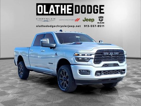 New 2026 RAM 2500 Laramie AWD/4WD image 8