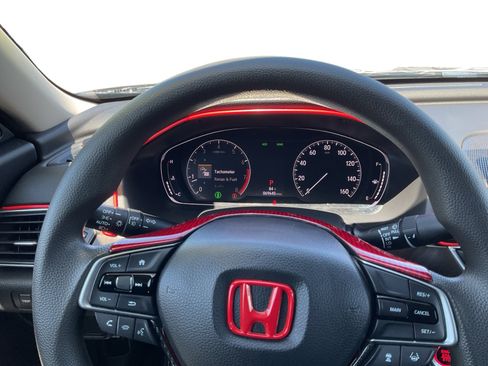 Used 2019 Honda Accord EX image 12