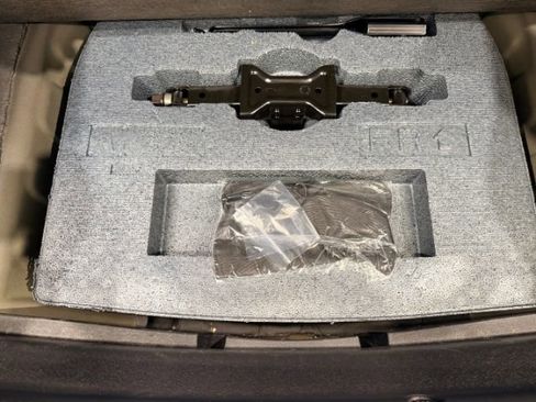 Used 2025 Nissan Altima 2.5 SV FWD image 35