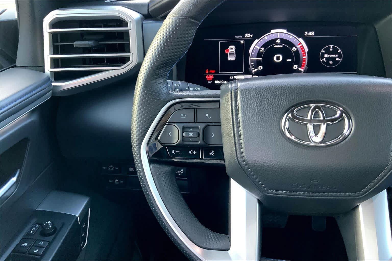 Used 2025 Toyota Tundra Platinum AWD/4WD image 24
