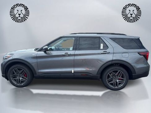 New 2026 Ford Explorer ST-Line w/ ST-Line Street Pack AWD/4WD image 10