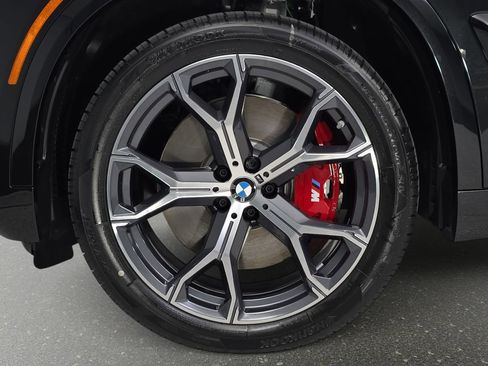 New 2026 BMW X5 xDrive50e w/ M Sport Package image 32