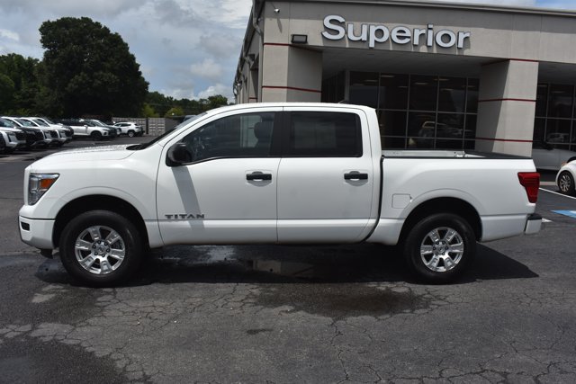 Used 2023 Nissan Titan SV RWD image 9