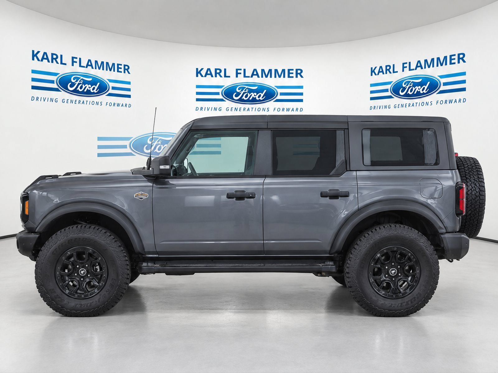Used 2024 Ford Bronco Wildtrak AWD/4WD image 6