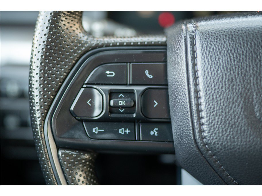 Used 2025 Toyota Tacoma SR5 RWD image 11