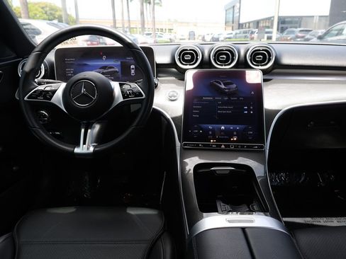 Used 2023 Mercedes-Benz C 300 Sedan image 25