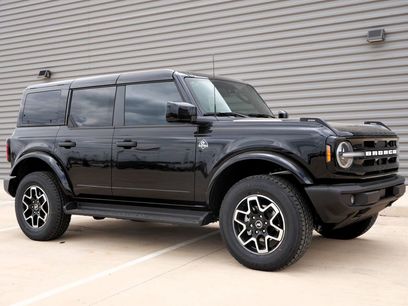 New 2026 Ford Bronco Outer Banks