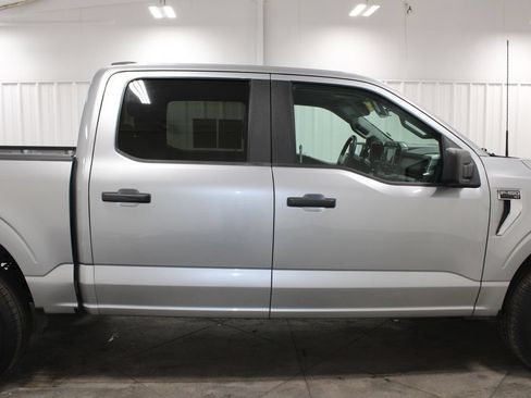 Used 2023 Ford F150 XLT AWD/4WD image 11