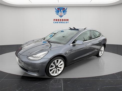 Used 2020 Tesla Model 3 Long Range image 2