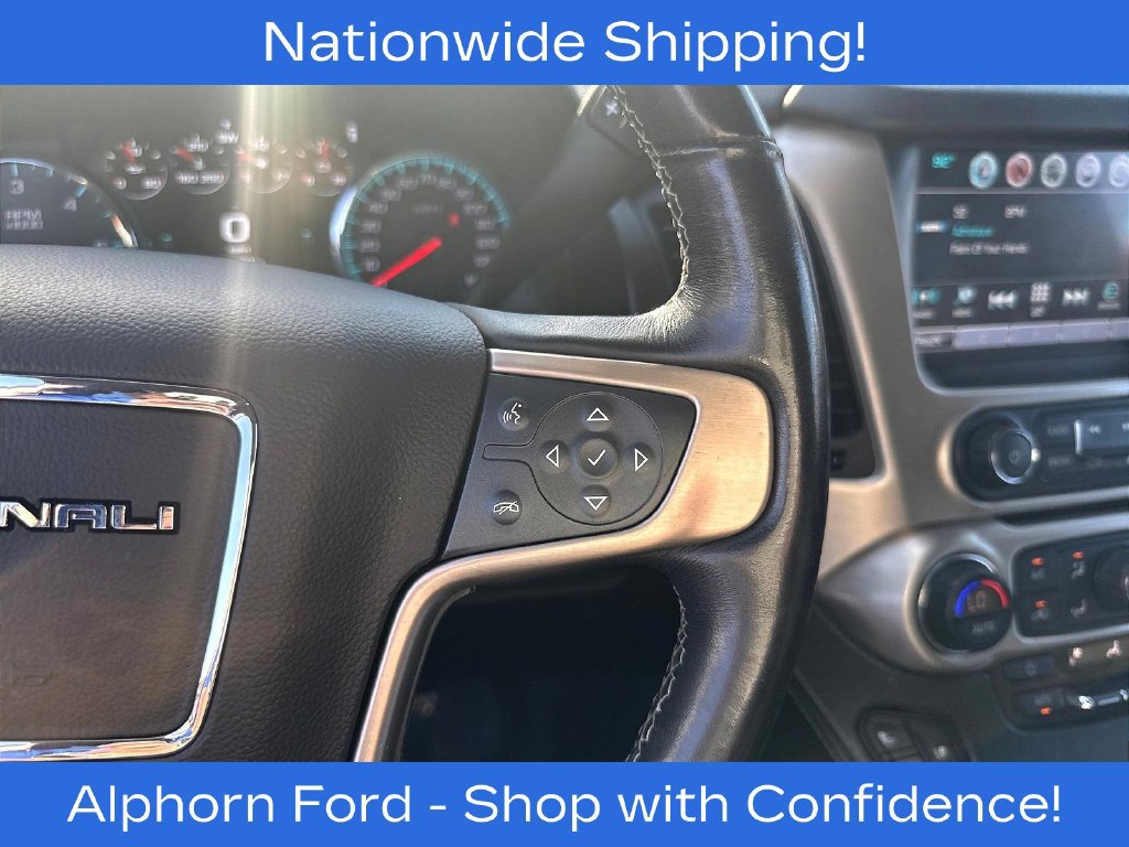 Used 2020 GMC Yukon Denali w/ Denali Premium Package AWD/4WD image 14