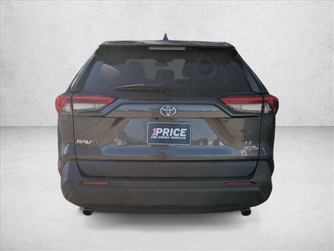 Used 2023 Toyota RAV4 LE AWD/4WD image 6