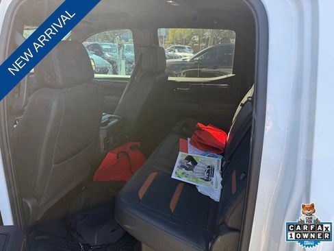 Used 2025 GMC Sierra 1500 AT4 w/ AT4 Premium Package AWD/4WD image 7