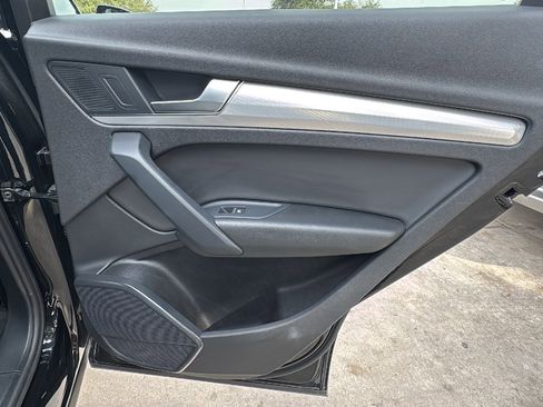 Certified 2024 Audi Q5 2.0T Premium image 27