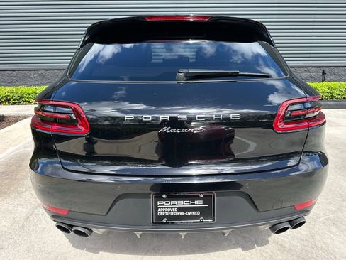 Certified 2018 Porsche Macan S image 12