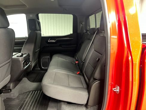 Certified 2025 GMC Sierra 1500 Elevation w/ Preferred Package AWD/4WD image 14