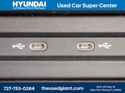 Used 2023 Volkswagen Tiguan SE FWD image 28