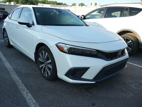 Used 2024 Honda Civic EX-L image 1