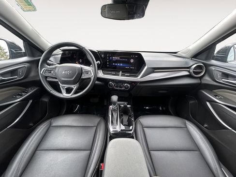 Used 2024 Chevrolet Trax ACTIV w/ Driver Confidence Package image 13