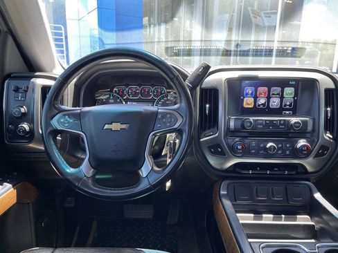 Used 2018 Chevrolet Silverado 1500 LTZ w/ Max Trailering Package AWD/4WD image 17