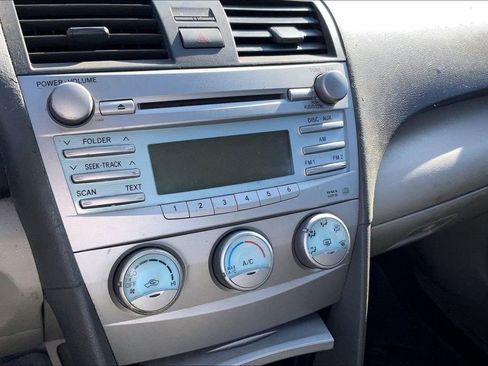 Used 2009 Toyota Camry SE FWD image 27