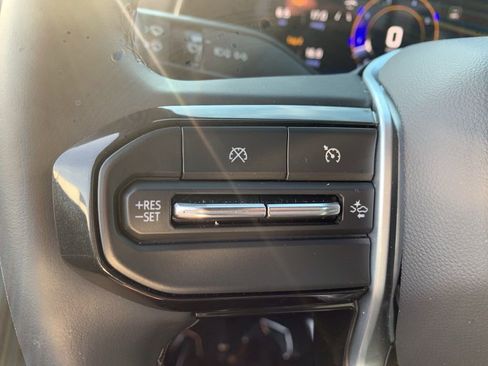 Used 2024 Chevrolet Colorado ZR2 w/ Technology Package image 26