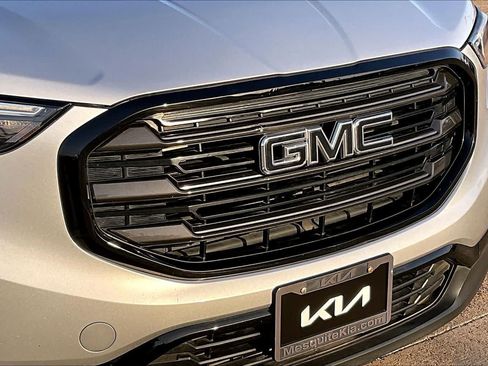 Used 2021 GMC Terrain SLE w/ Elevation Edition FWD image 31