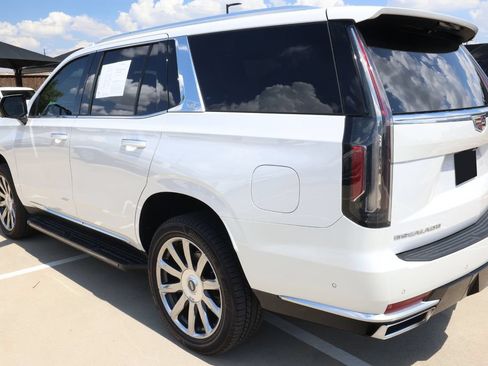 Used 2023 Cadillac Escalade Premium Luxury Platinum AWD/4WD image 7