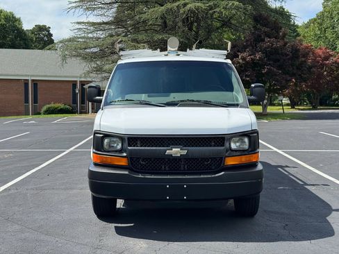 Used 2015 Chevrolet Express 3500 Extended image 3