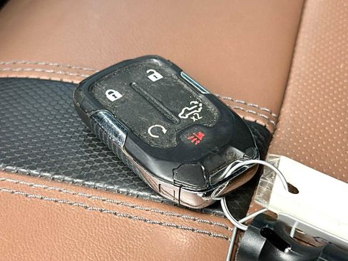 Used 2023 Chevrolet Silverado 3500 High Country image 29