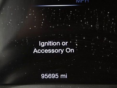 Used 2020 Jeep Grand Cherokee Altitude RWD image 9